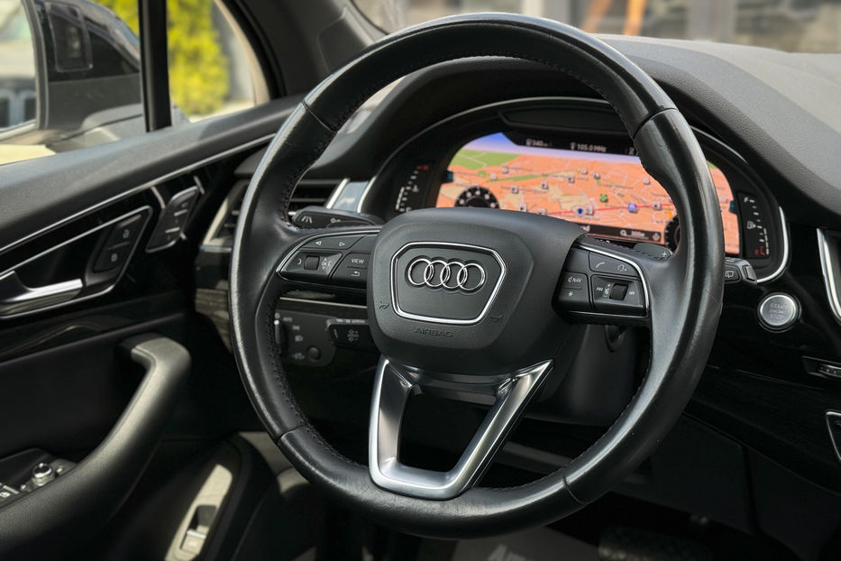 Продам Audi Q7 2017 года в Черновцах