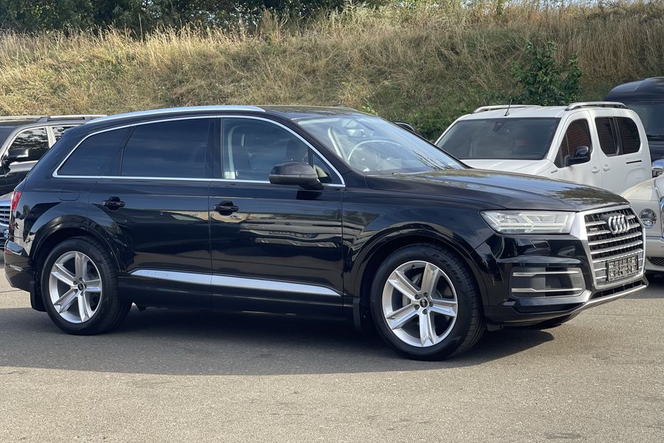 Продам Audi Q7 3,0 TD 2016 года в Киеве