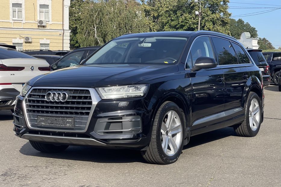 Продам Audi Q7 3,0 TD 2016 года в Киеве