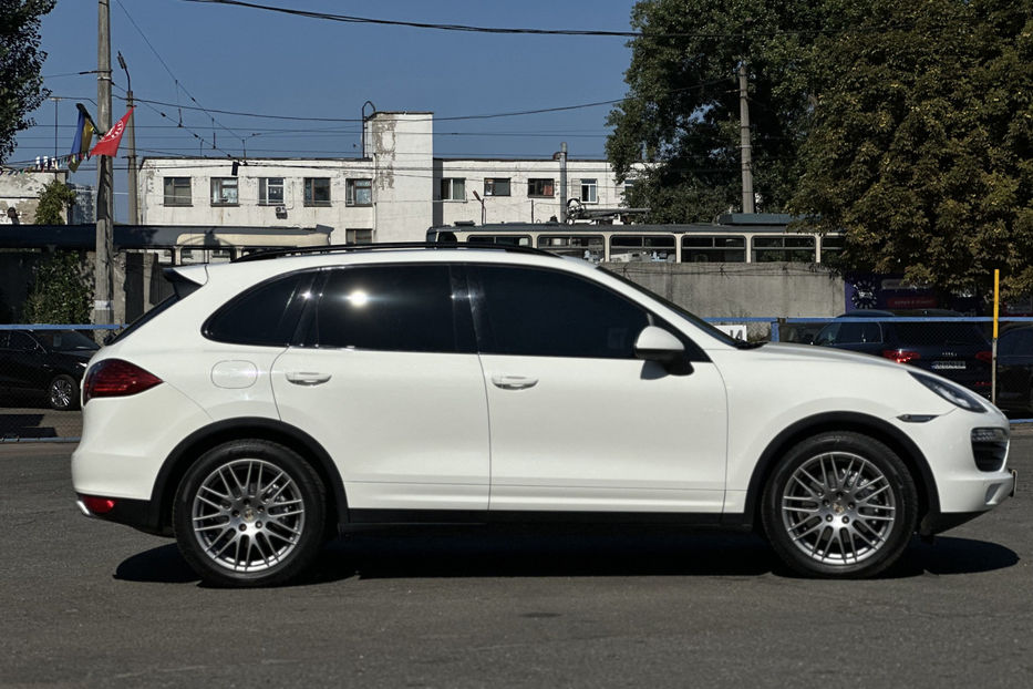 Продам Porsche Cayenne 2010 года в Киеве