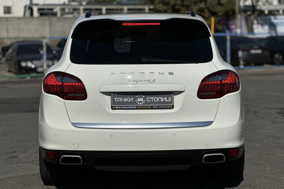 Продам Porsche Cayenne 2010 года в Киеве