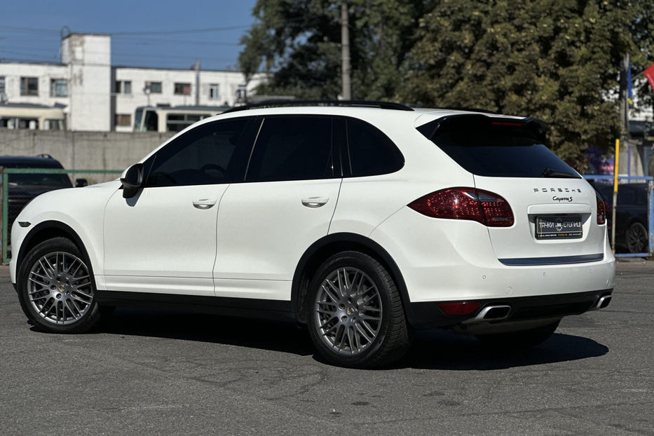 Продам Porsche Cayenne 2010 года в Киеве