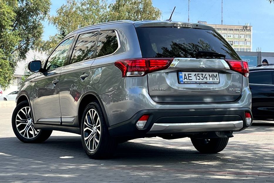 Продам Mitsubishi Outlander 2015 года в Днепре