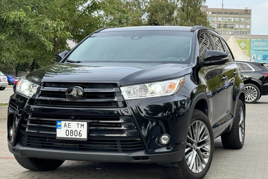 Продам Toyota Highlander 2017 года в Днепре