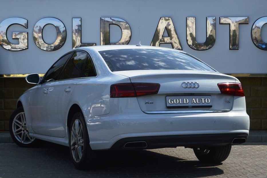 Продам Audi A6 2015 года в Одессе