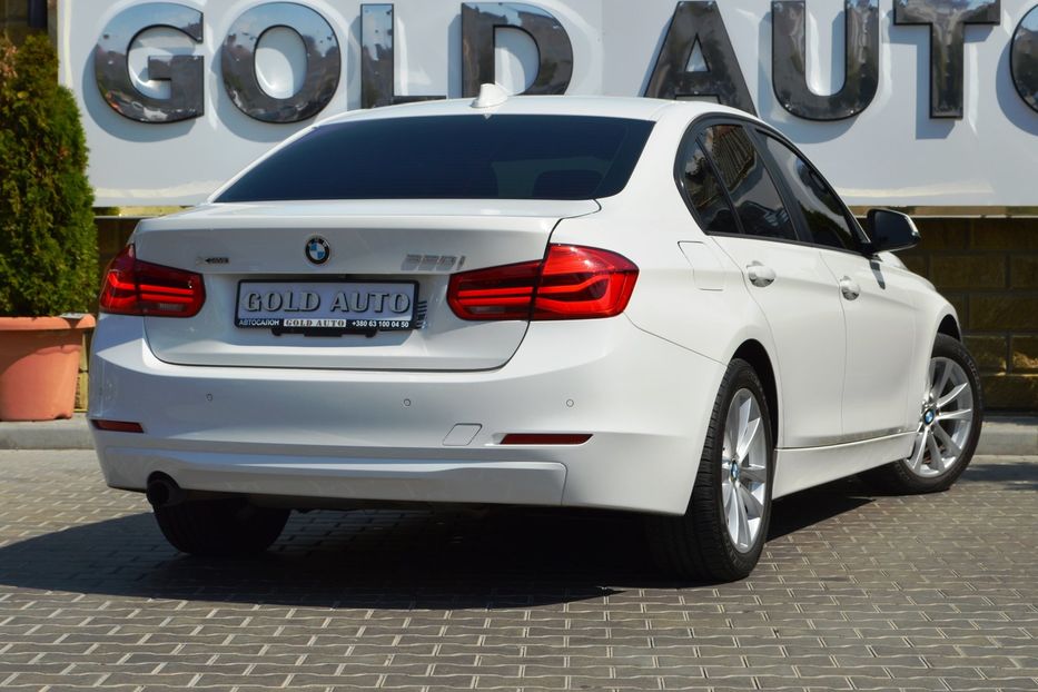 Продам BMW 320 2016 года в Одессе