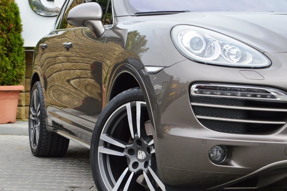 Продам Porsche Cayenne 2012 года в Одессе