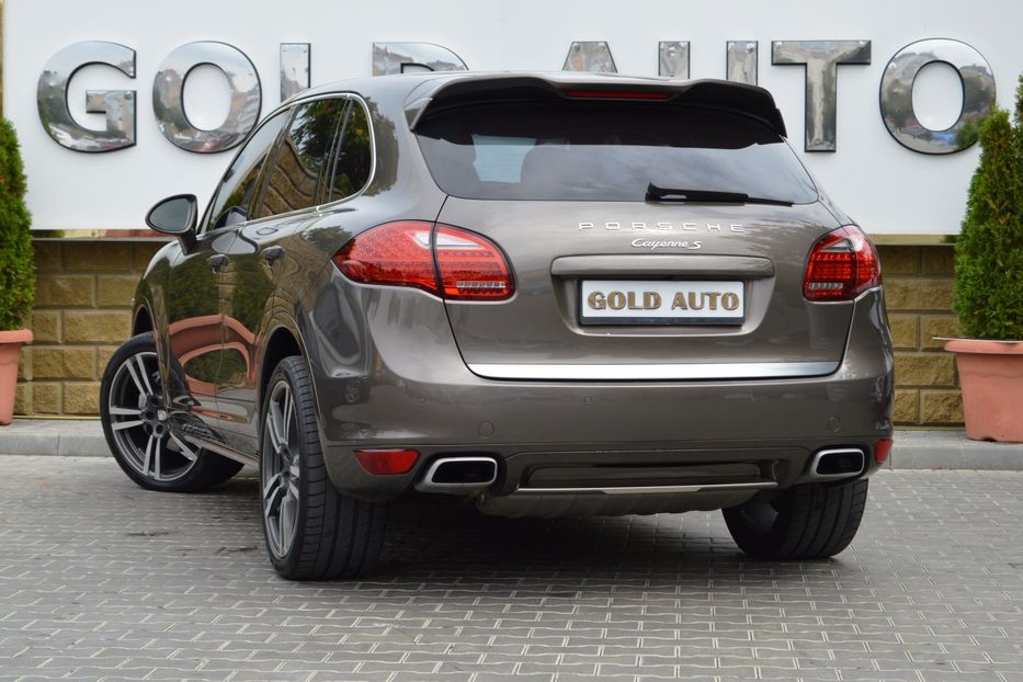 Продам Porsche Cayenne 2012 года в Одессе