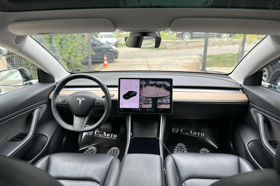 Продам Tesla Model 3 2019 года в Черновцах