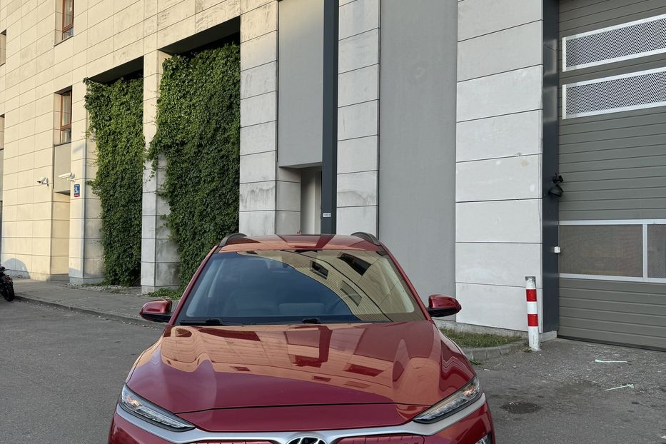 Продам Hyundai Kona 64kWh 2019 года в Киеве