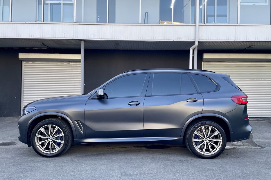 Продам BMW X5 30d 2019 года в Киеве