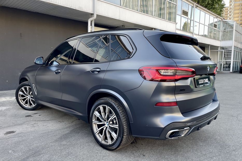 Продам BMW X5 30d 2019 года в Киеве