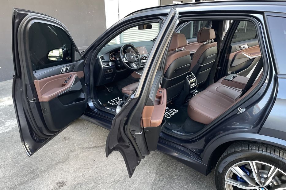 Продам BMW X5 30d 2019 года в Киеве