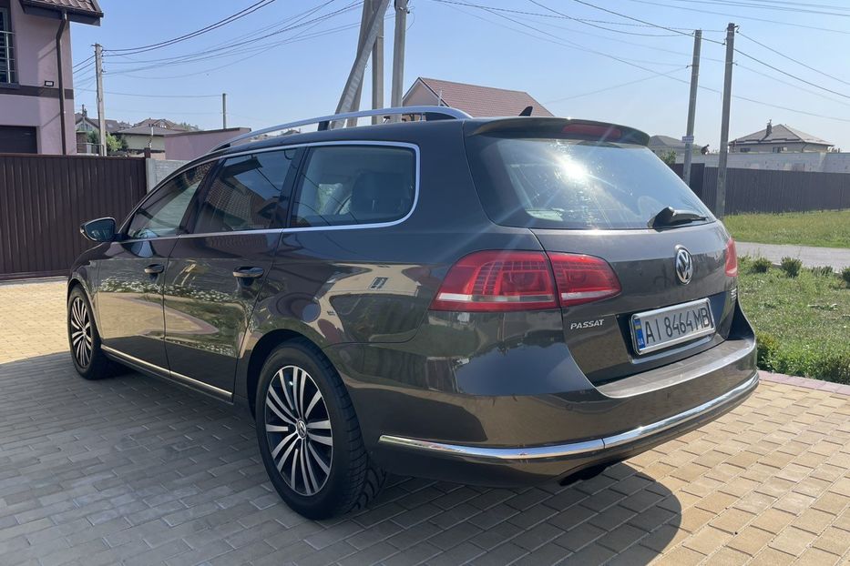 Продам Volkswagen Passat B7 Highline 130кВт/174к.с. 2014 года в Киеве