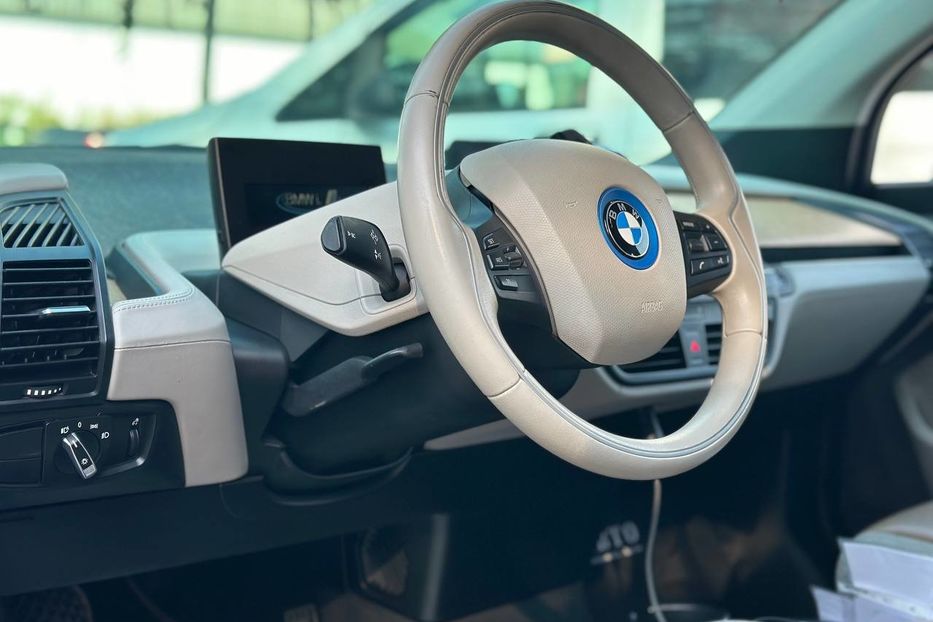 Продам BMW I3 2015 года в Черновцах