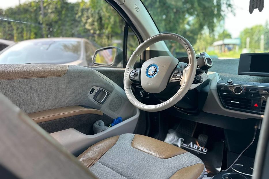 Продам BMW I3 2015 года в Черновцах