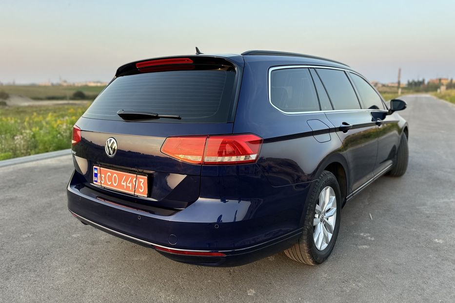 Продам Volkswagen Passat B8 Comfortline 2019 года в Ровно