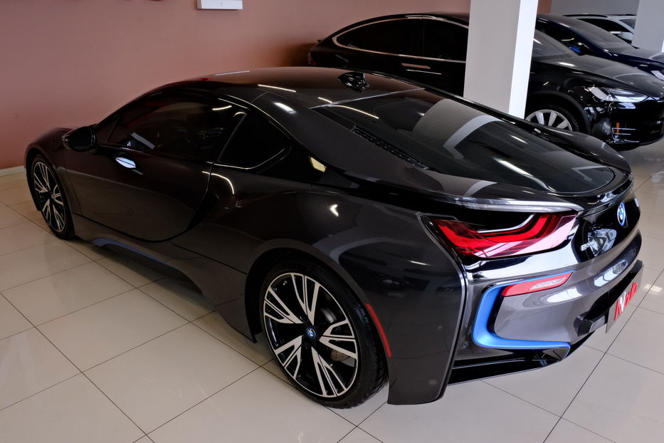 Продам BMW I8 2016 года в Одессе