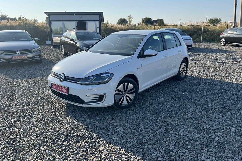 Продам Volkswagen e-Golf 2019 года в Львове