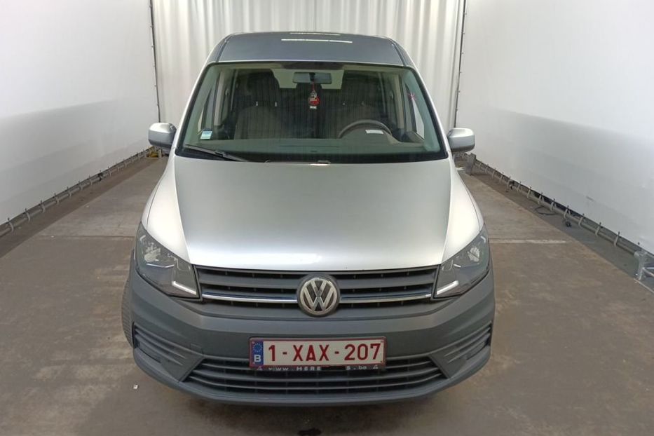 Продам Volkswagen Caddy пасс. Maxi v2510 2019 года в Луцке