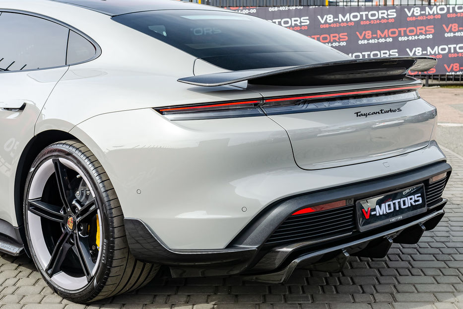 Продам Porsche Taycan Turbo S 2021 года в Киеве