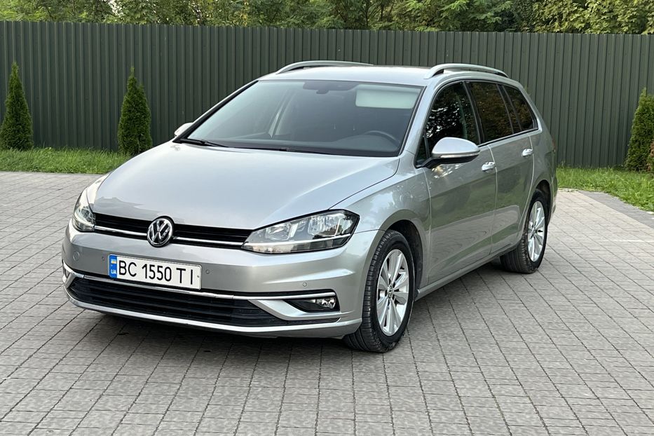 Продам Volkswagen Golf VII Comfortline 2018 года в Львове