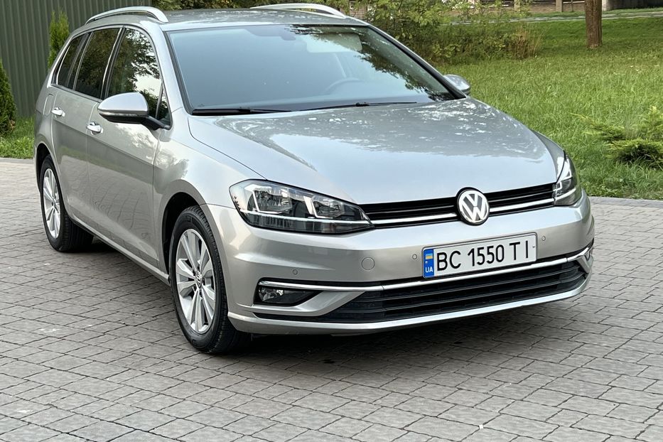 Продам Volkswagen Golf VII Comfortline 2018 года в Львове