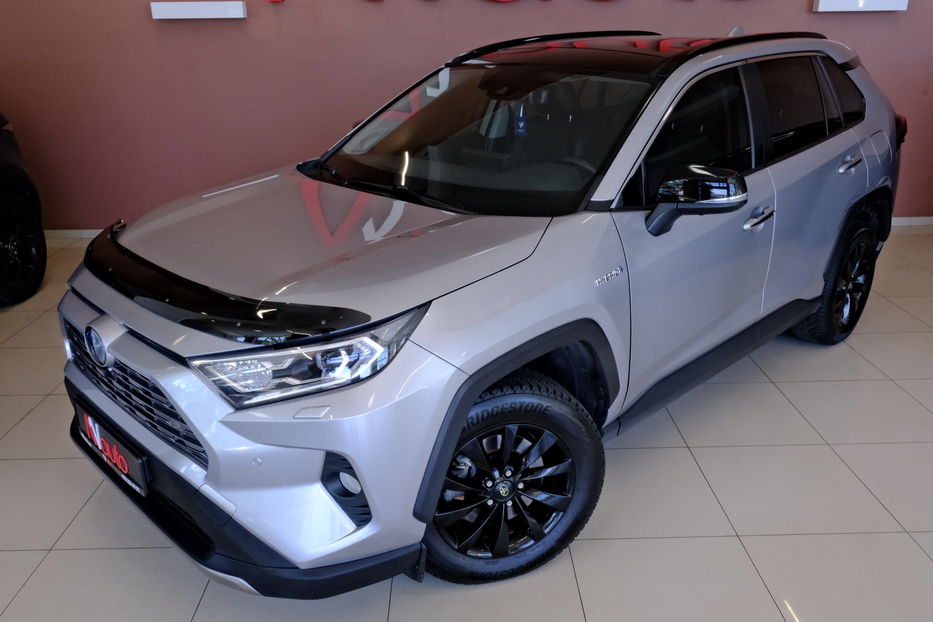 Продам Toyota Rav 4 2020 года в Одессе