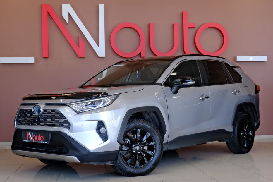 Продам Toyota Rav 4 2020 года в Одессе