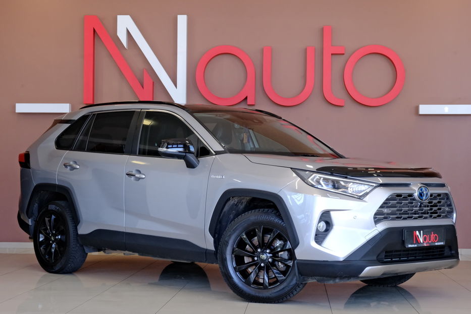 Продам Toyota Rav 4 2020 года в Одессе