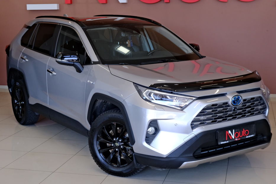 Продам Toyota Rav 4 2020 года в Одессе