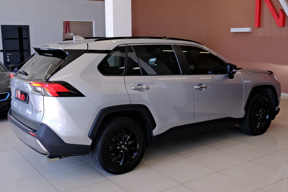 Продам Toyota Rav 4 2020 года в Одессе