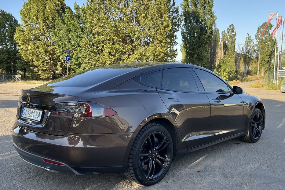 Продам Tesla Model S Full 2014 года в Николаеве