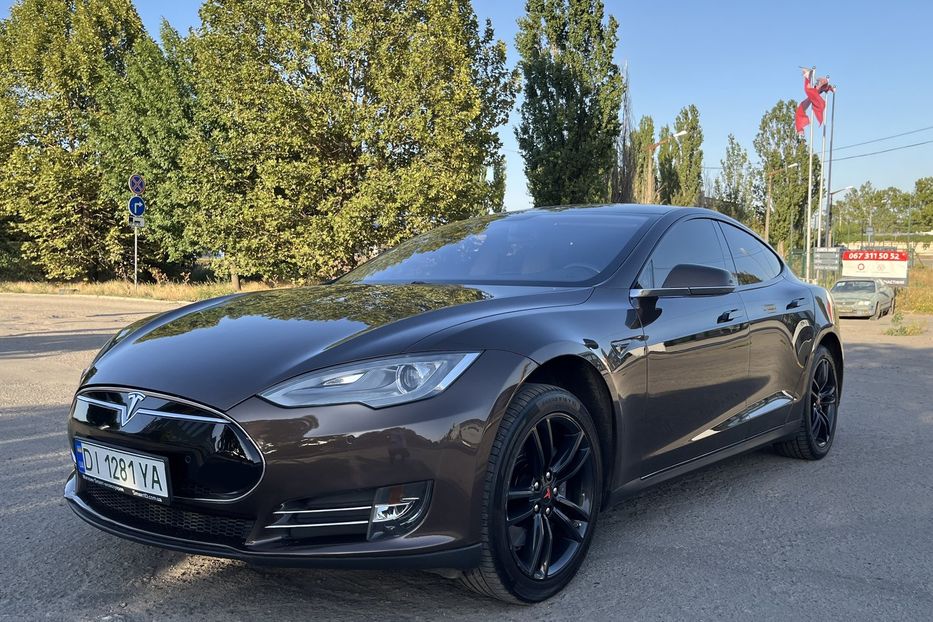 Продам Tesla Model S Full 2014 года в Николаеве