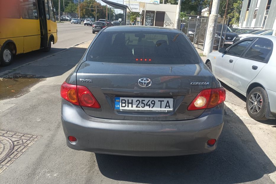 Продам Toyota Corolla офицал 2008 года в Одессе