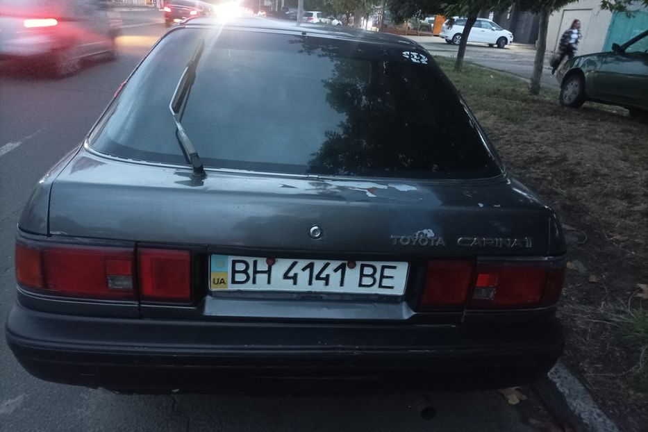 Продам Toyota Carina 2 1990 года в Одессе