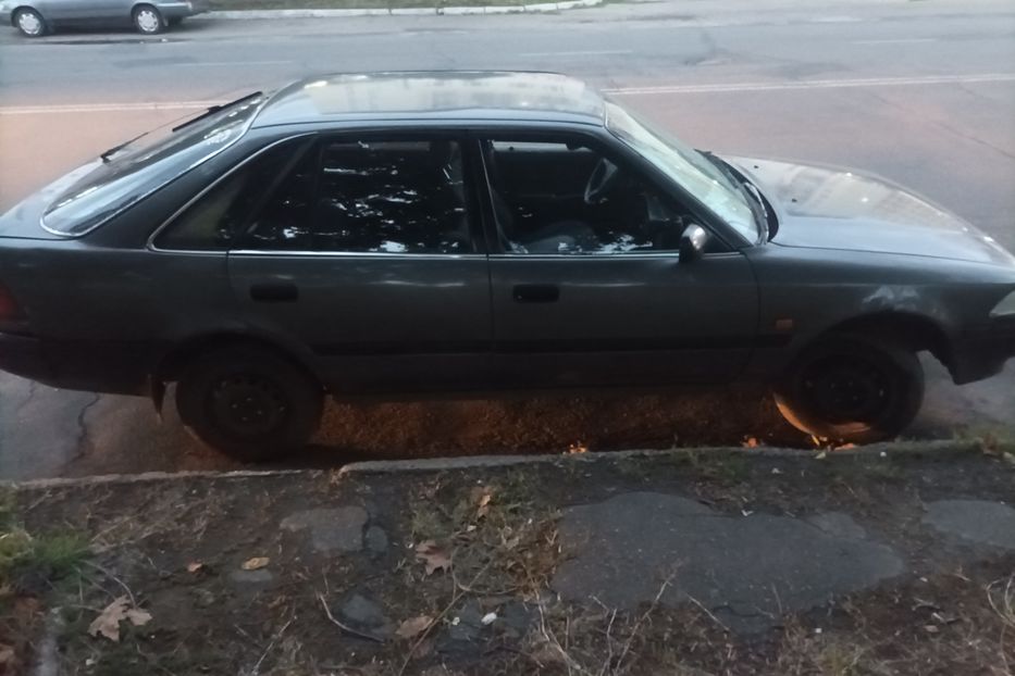 Продам Toyota Carina 2 1990 года в Одессе