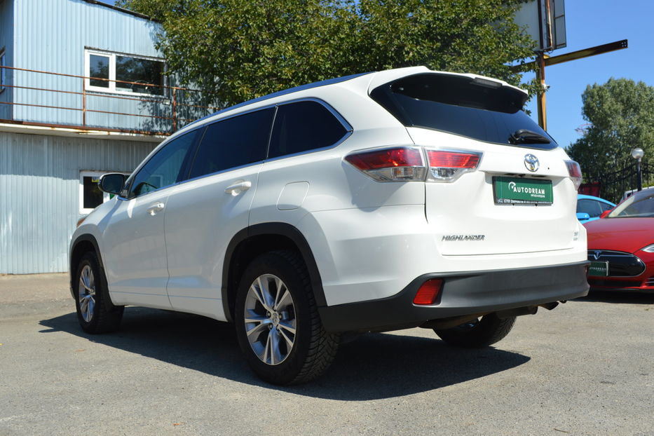 Продам Toyota Highlander 2015 года в Одессе