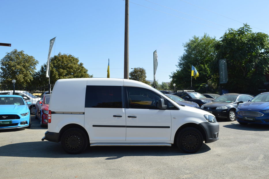 Продам Volkswagen Caddy пасс. TDI 2014 года в Одессе