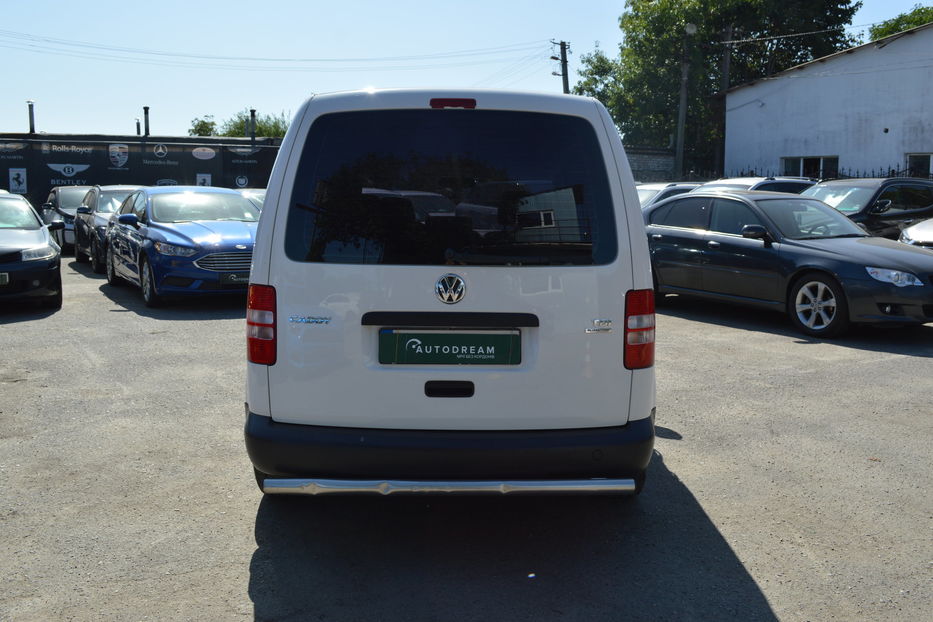 Продам Volkswagen Caddy пасс. TDI 2014 года в Одессе