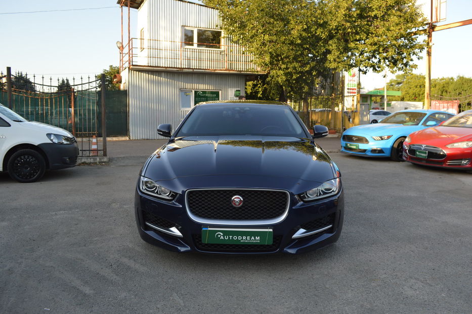 Продам Jaguar XE R-Sport 2015 года в Одессе