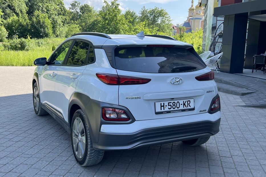 Продам Hyundai Kona 2020 года в Львове