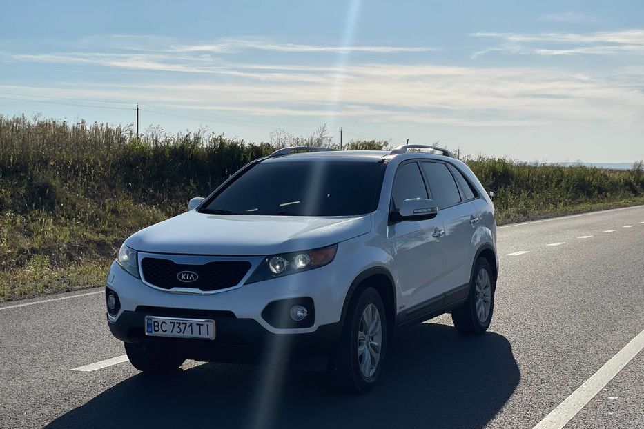 Продам Kia Sorento II покоління  2.4 AT (175к.с.) 2011 года в Львове