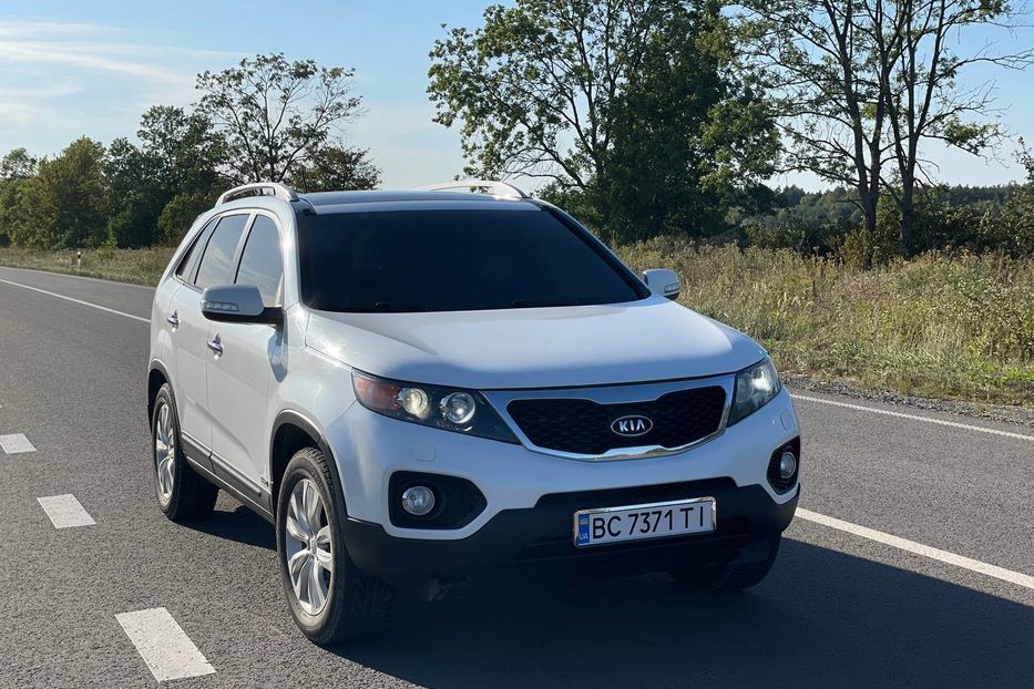 Продам Kia Sorento II покоління  2.4 AT (175к.с.) 2011 года в Львове