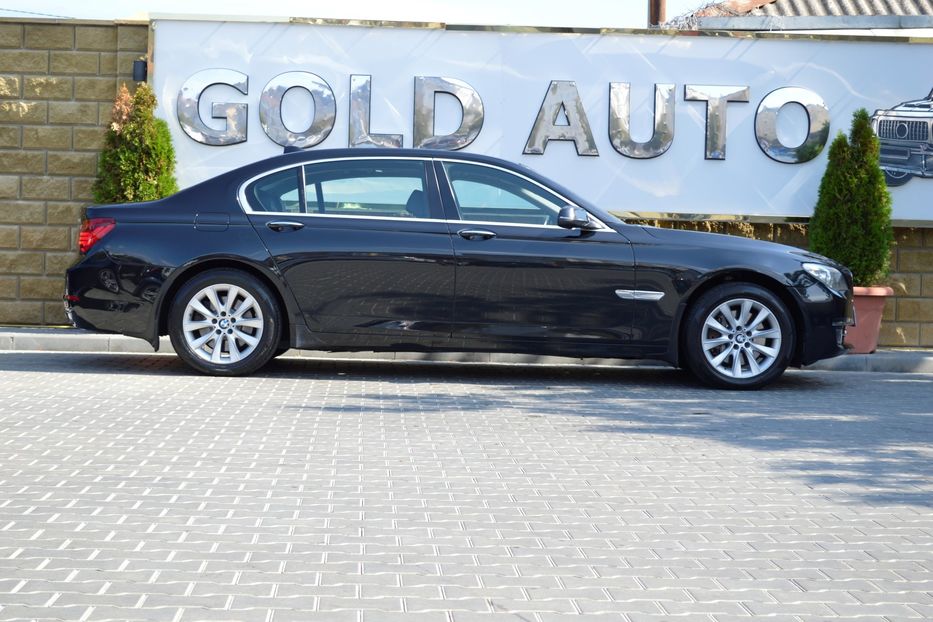 Продам BMW 740 LI 2012 года в Одессе