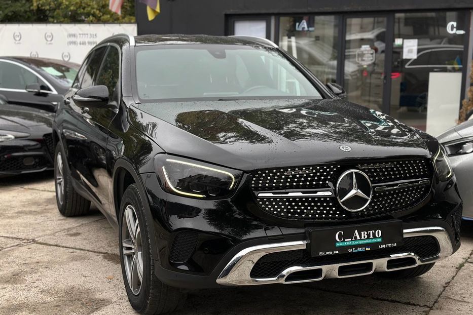 Продам Mercedes-Benz GLC-Class 300 4 MATIC 2020 года в Черновцах