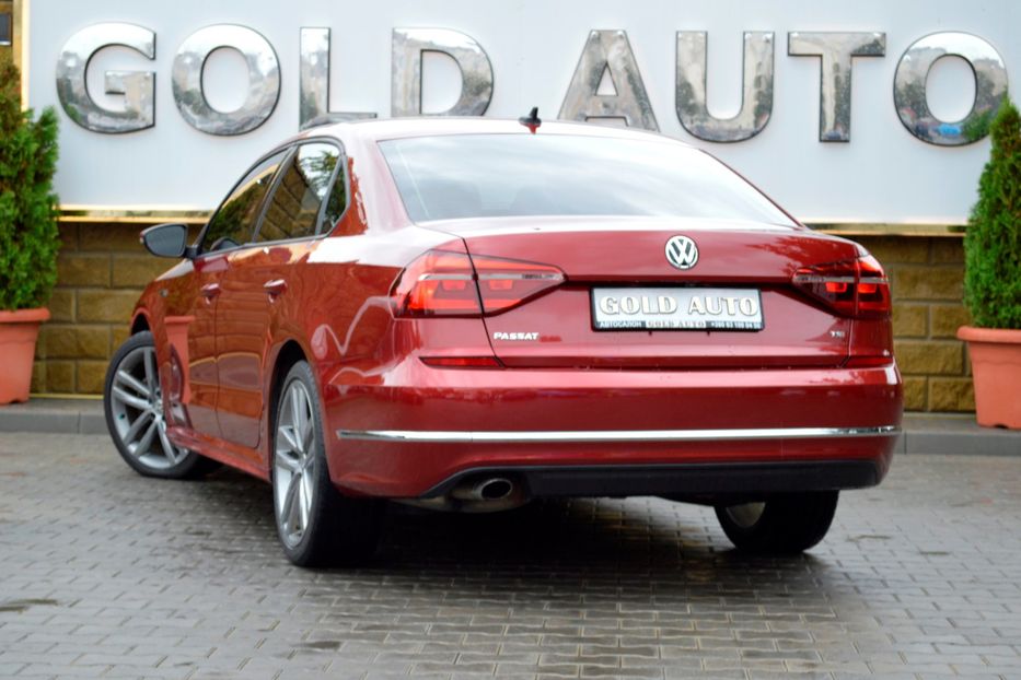 Продам Volkswagen Passat B8 2018 года в Одессе