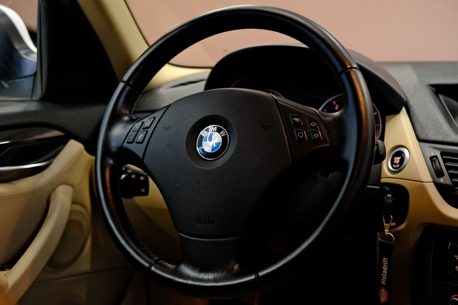 Продам BMW X1 2011 года в Одессе