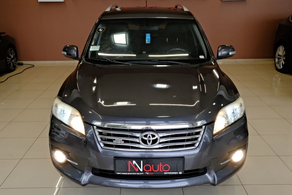 Продам Toyota Rav 4 2012 года в Одессе