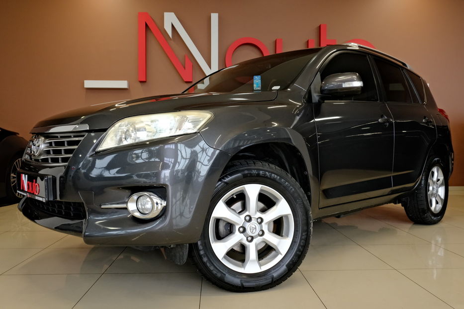 Продам Toyota Rav 4 2012 года в Одессе